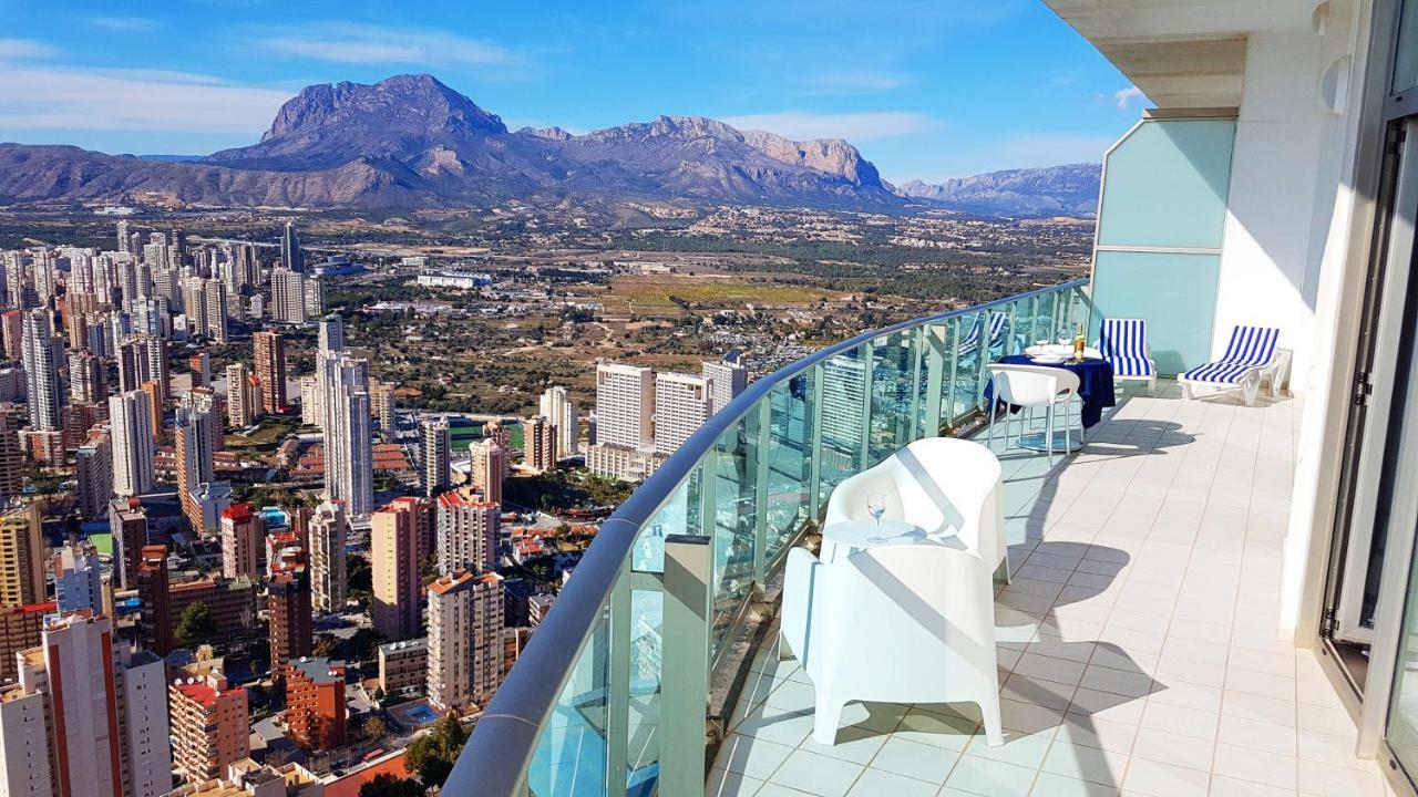 Luxury Apartment On The 40Th Floor With Amazing Views Benidorm Bagian luar foto