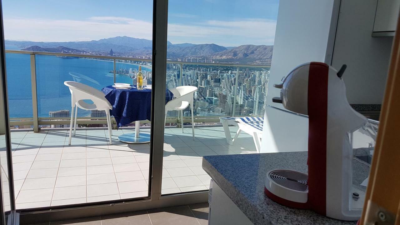 Luxury Apartment On The 40Th Floor With Amazing Views Benidorm Bagian luar foto