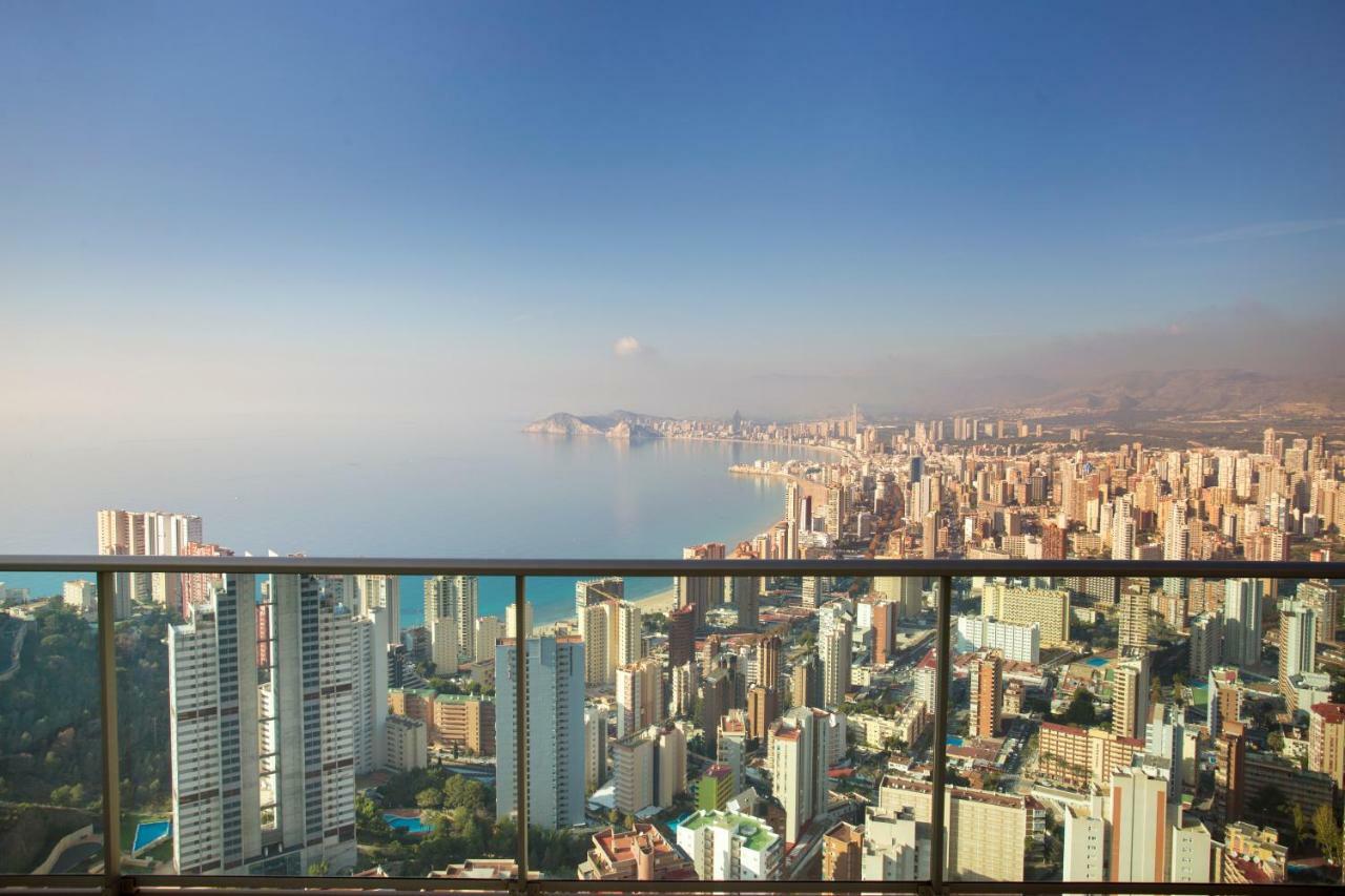 Luxury Apartment On The 40Th Floor With Amazing Views Benidorm Bagian luar foto
