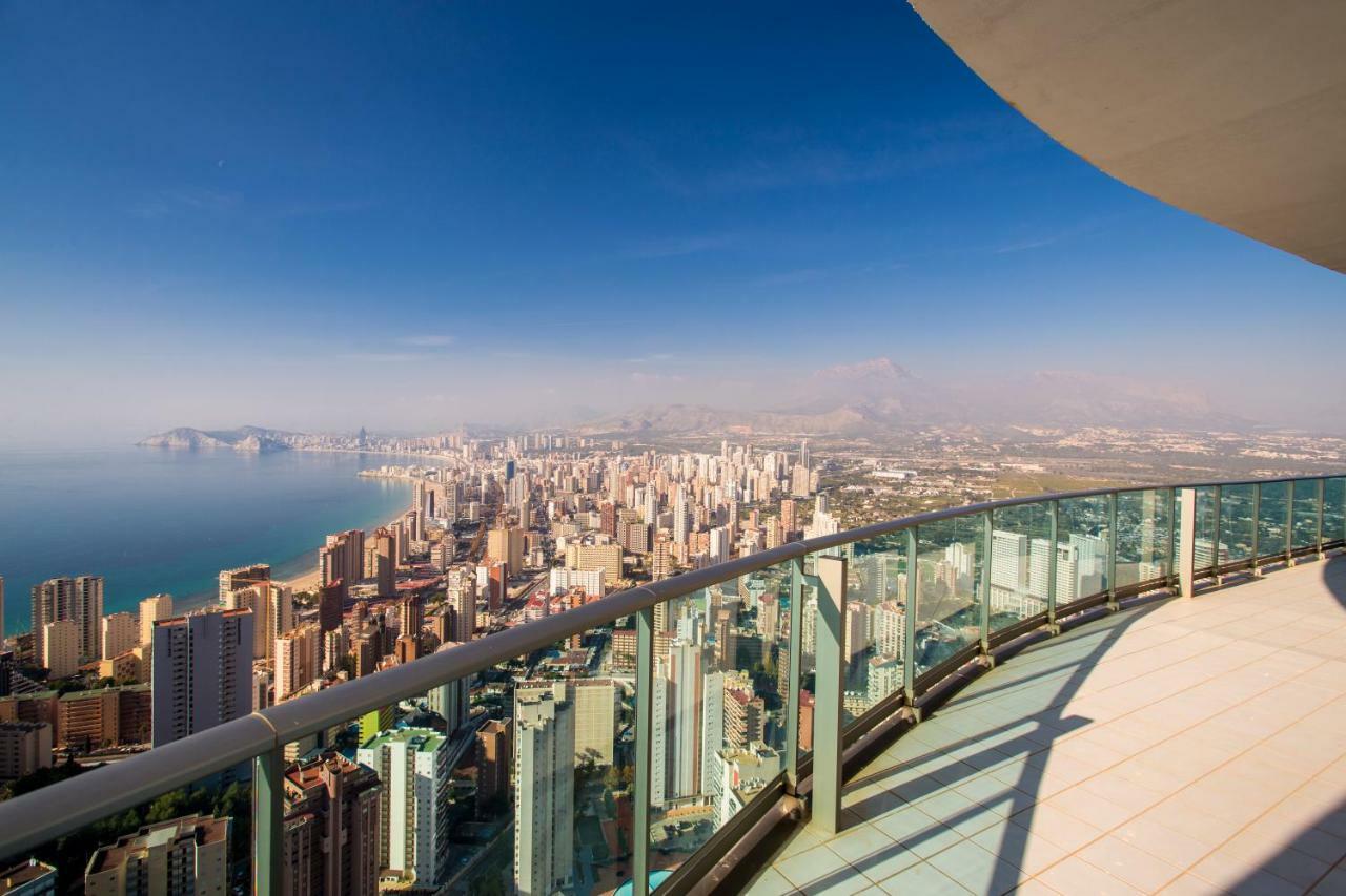 Luxury Apartment On The 40Th Floor With Amazing Views Benidorm Bagian luar foto